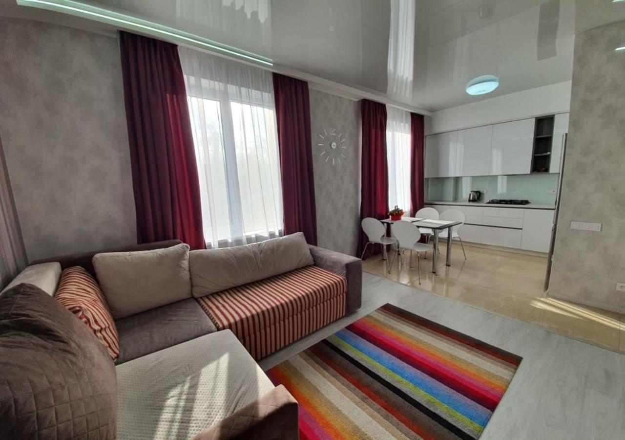 Lux New Apartment 2019 Харків Екстер'єр фото